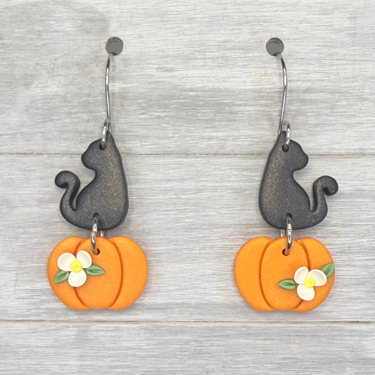 Cat on Pumpkin Dangles