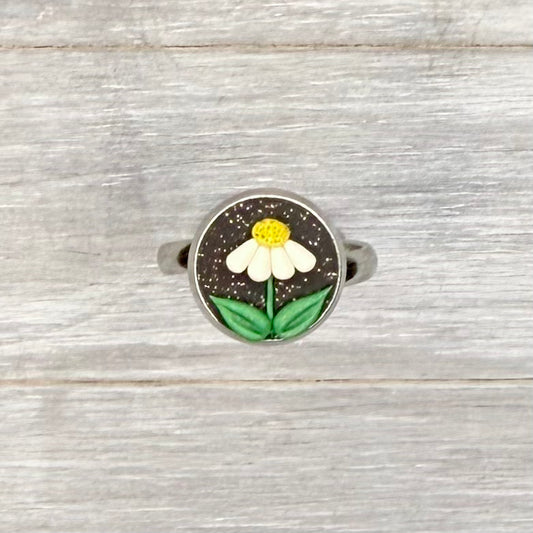 Daisy Bezel Ring